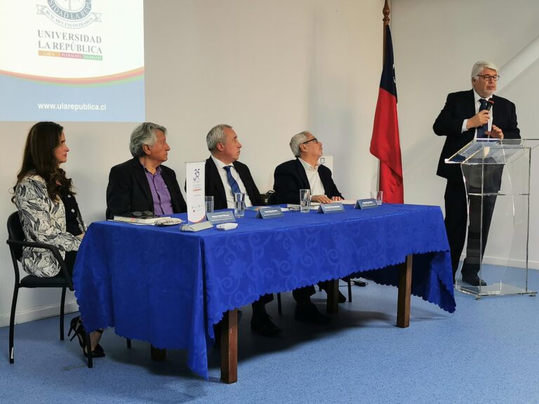 Lanzamiento Libro “El Estado Perdido, Filosofía Política del Estado Dependiente” por Carlos López Dawson